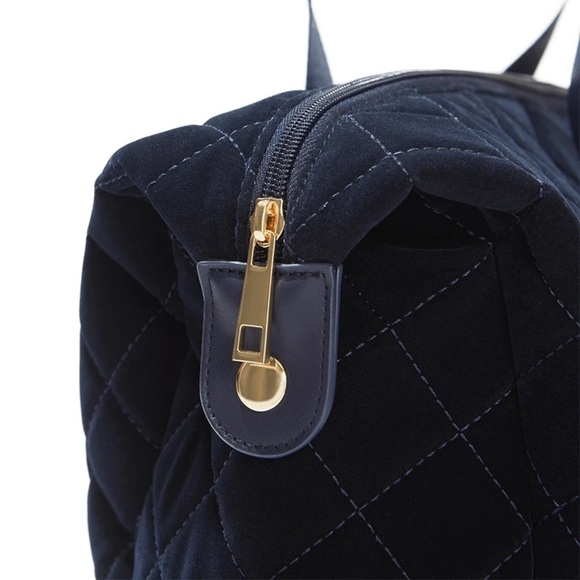 NEW Summer and Rose Velvet Quilted Duffel - Picture 5 of 5